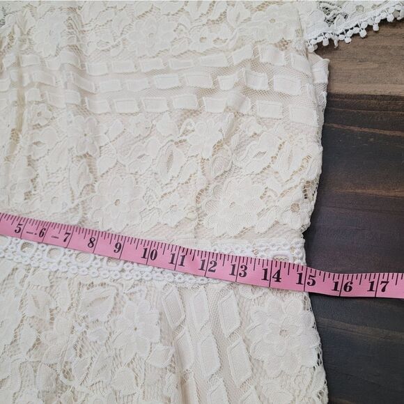 Tahari Eyelet Lace Overlay Off Shoulder Dress Mini Back Zipper Flowy HOCO Size 6 - Picture 7 of 10